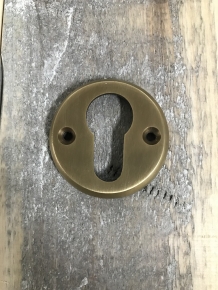 Quarter turn round - PZ - brass patinated