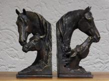 Set Bookends Horse - Mare with Foal - Bronze-look