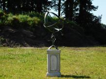 Sundial on pedestal - 125 cm - Garden decoration