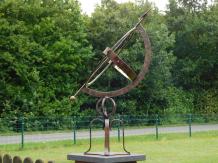 Sundial on Foot - 80 cm - Iron