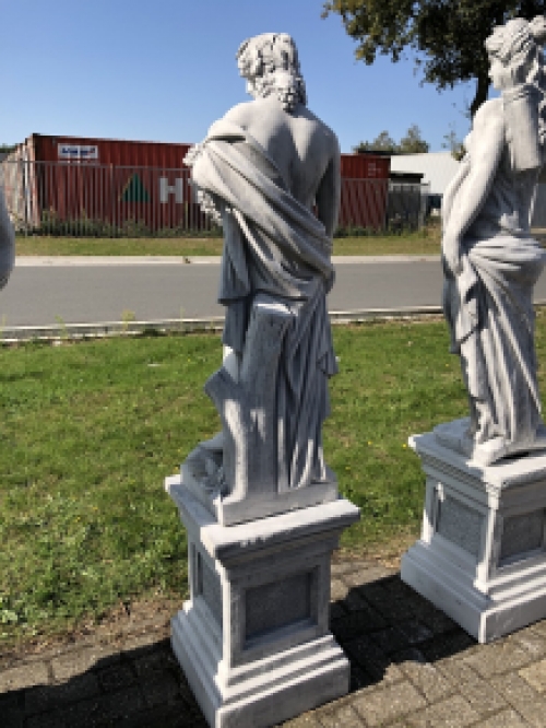 Schöne Gartenstatue des Bacchus, voll mit Stein