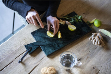 Snack board - cutting board - marble - 43 cm - Black