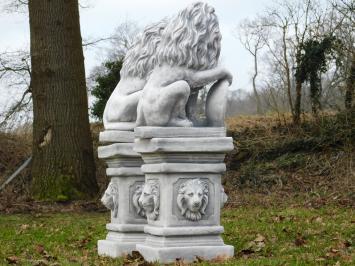 Satz von 2 Löwen auf Sockel - 100 cm - Stein