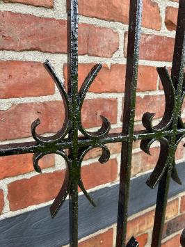 One-off: Antique Garden Gate - Black - Vintage