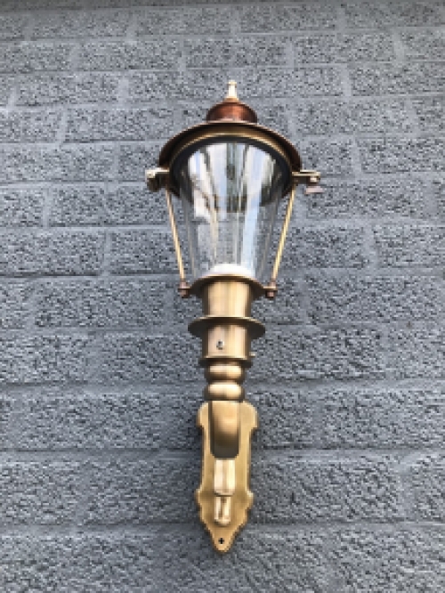 Wandlampe aus Kupfer und Messing